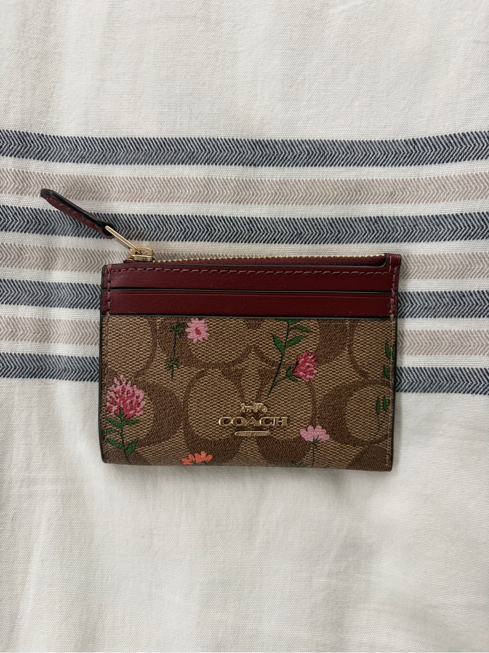 Coach Brown Signature Floral Zip Card Case with Burgundy Trim